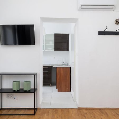 Studio Apartment With Ac - Dluga 65 Kraków Exteriör bild