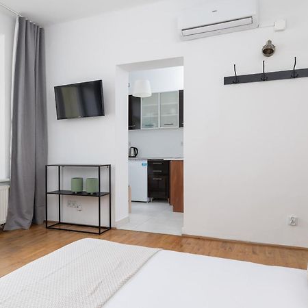 Studio Apartment With Ac - Dluga 65 Kraków Exteriör bild